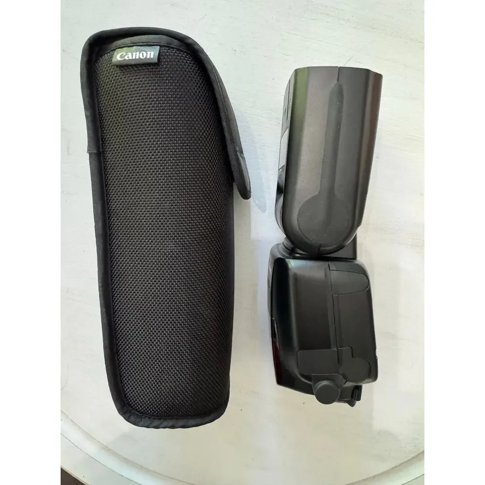 Canon 600EX-RT Speedlite Flash with Case DS101051 Tested and Works